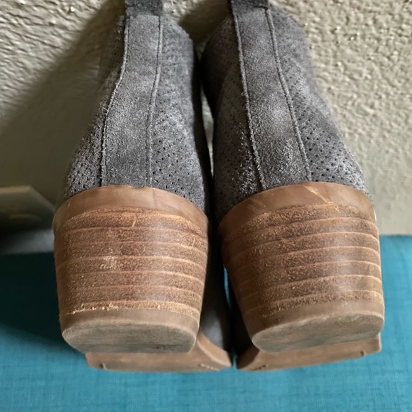 Steve Madden Suede Ankle Boots - Picture 7 of 8